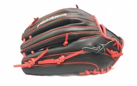ATN35 Akadema's newest glove line features kip leather that enables the Torino Series to be 20% lighter